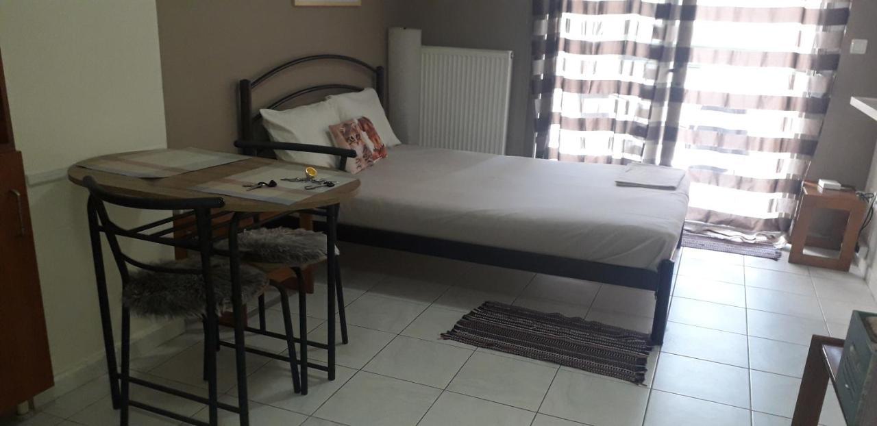 Central Bright Studio With Balkony Appartement Thessaloniki Buitenkant foto