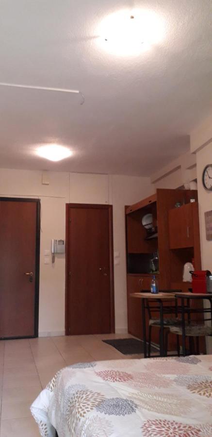 Central Bright Studio With Balkony Appartement Thessaloniki Buitenkant foto